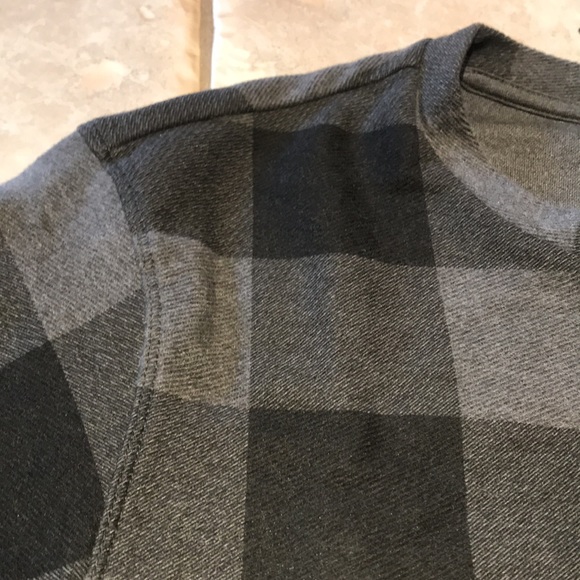 Men’s Jack & Jones Crewneck😍 - Picture 3 of 6